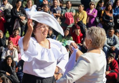 La Plaza del Encuentro se llenó de color para celebrar el Día de la Danza