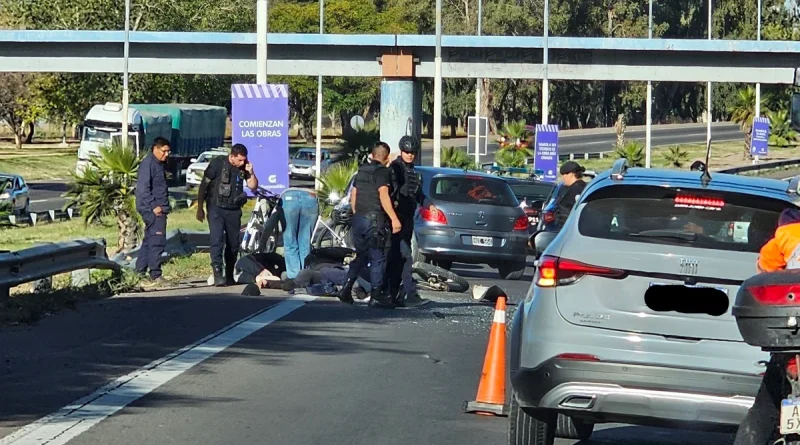 Un choque en cadena en el Acceso Este terminó con tres personas heridas
