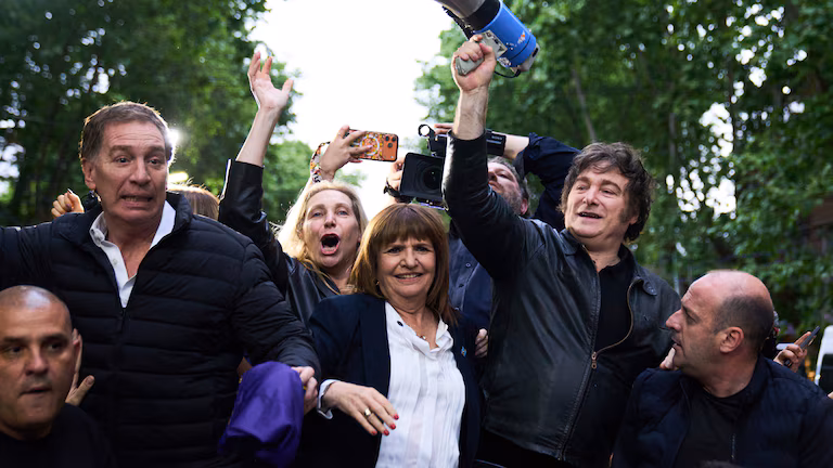 Motosierra sin fin: Javier Milei mantendrá el ajuste a pesar de las protestas en su contra