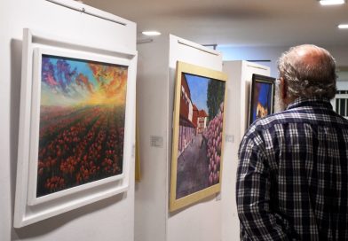 Margarita Ramero y Guillermo Hudson presentan sus obras en el espacio de arte del Hotel Hilton