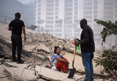 Venezuela elevó a 920 la cifra de muertos y 3.360 los heridos por el doble terremoto
