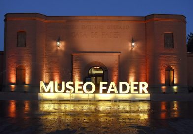 Gabriel Fernández inaugura la muestra “Sólo estelas en la mar” en el Museo Provincial de Bellas Artes Gabriel Fernández inaugura la muestra “Sólo estelas en la mar” en el Museo Provincial de Bellas Artes
