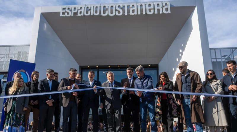 Cornejo inauguró el Espacio Costanera en la Terminal de Ómnibus y aseguró que “los cambios profundos requieren liderazgo político”