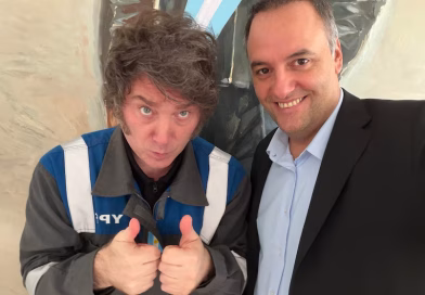 Horas cruciales en el Gobierno: Milei llega de su viaje a España y definirá el futuro de Adorni como jefe de Gabinete