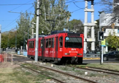 El Metrotranvía al aeropuerto tendrá un servicio directo para turistas