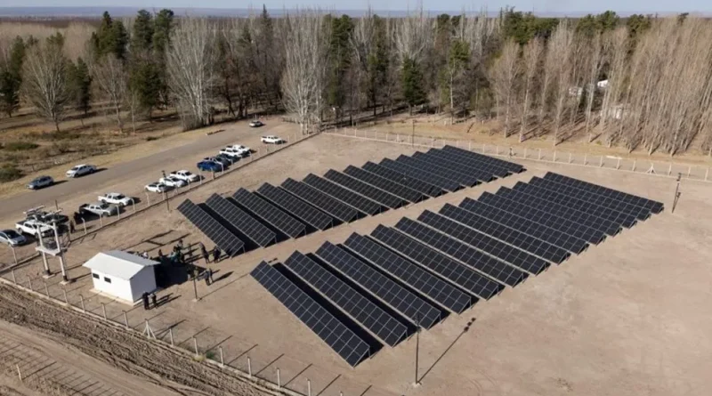 Irrigación inauguró un parque solar en el Valle de Uco para autoabastecerse de energía limpia