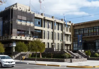 Condenaron a la municipalidad de Rivadavia y a AYSAM a pagar $22 millones a una mujer que cayó a un pozo