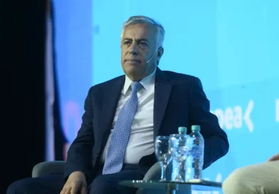 Cornejo buscará capital en París: la agenda reunirá a los gobernadores con gigantes de la minería y la energía