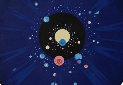 El universo de Ana Kozel llega al Museo Carlos Alonso con la muestra “Luz, materia, universo”