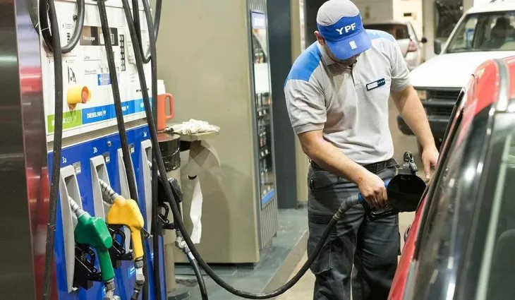 Banco Nación renovó el descuento en nafta: cómo ahorrar 20% cada viernes