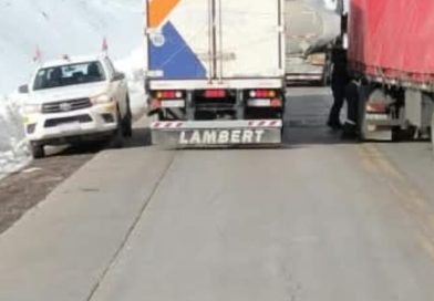 Dos camiones chocaron en la Ruta 7: complicaciones en el tránsito