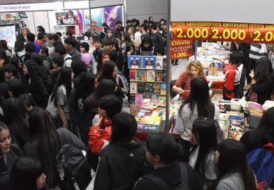Martes con grandes invitados nacionales en la Feria del Libro