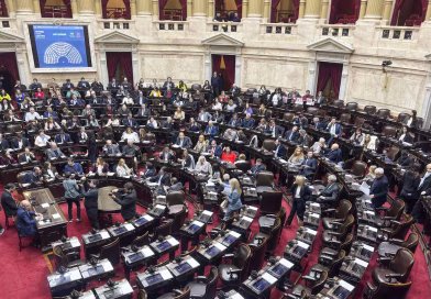 El Gobierno convocó a una mega sesión en Diputados y bloquea el avance de la oposición contra el DNU 70