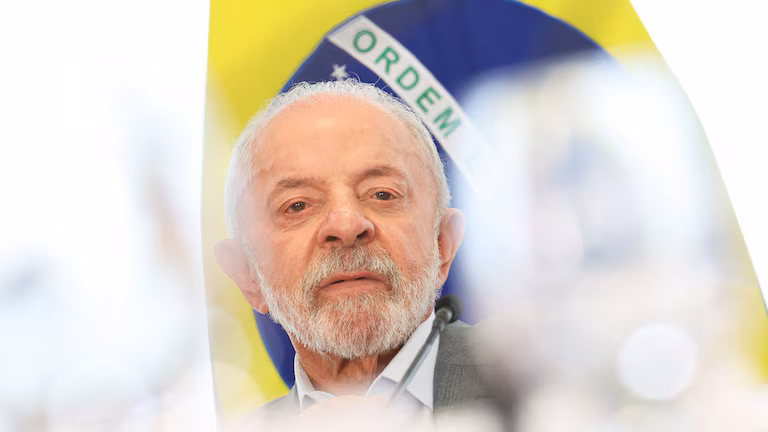 Balotaje en Brasil: Lula busca revertir la ventaja de Bolsonaro con una nueva estrategia digital y apunta a los abstencionistas